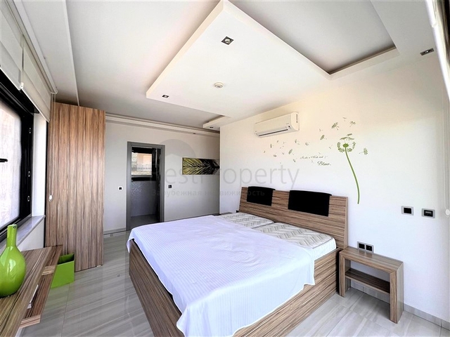 Эксклюзивная вилла с панорамным видом в центре Алании