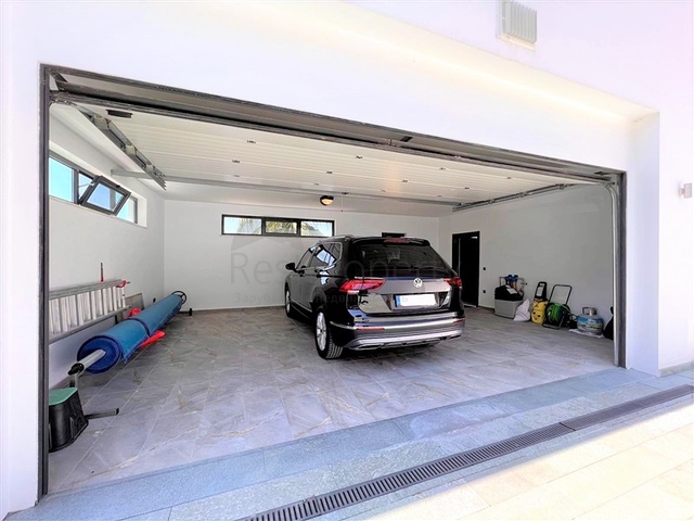 Эксклюзивная вилла с панорамным видом в центре Алании