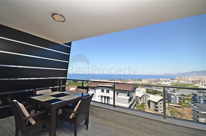 Пентхаус 2+1 с потрясающим видом на море