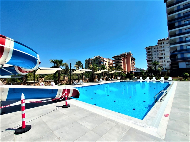 Трехкомнатная квартира в районе Тосмур