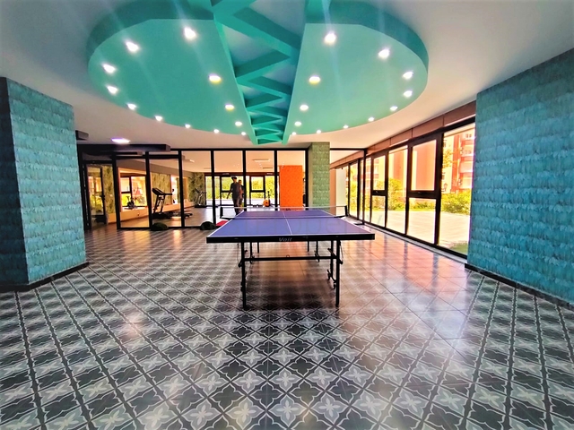 Трехкомнатная квартира в районе Тосмур