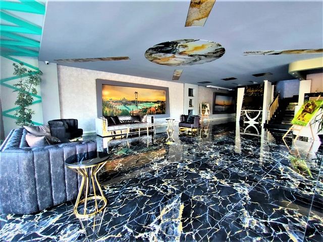 Трехкомнатная квартира в районе Тосмур