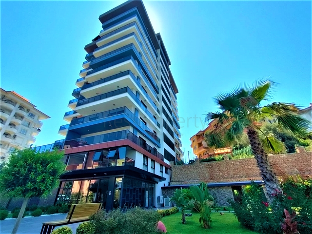 Трехкомнатная квартира в районе Тосмур