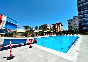 Трехкомнатная квартира в районе Тосмур