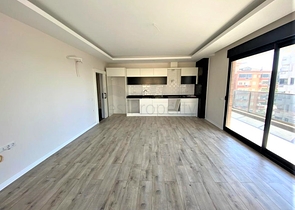 Трехкомнатная квартира в районе Тосмур