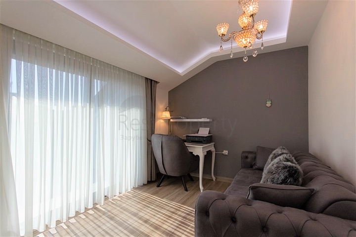 Пентхаус 3+1 в районе Махмутлар