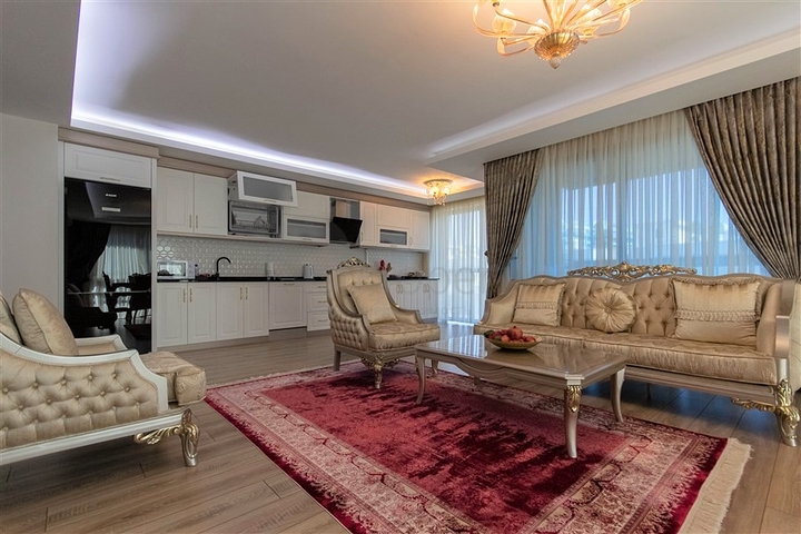 Пентхаус 3+1 в районе Махмутлар