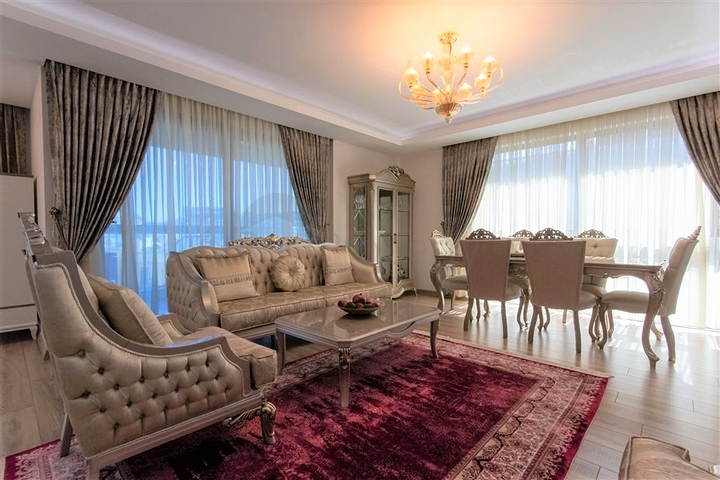 Пентхаус 3+1 в районе Махмутлар