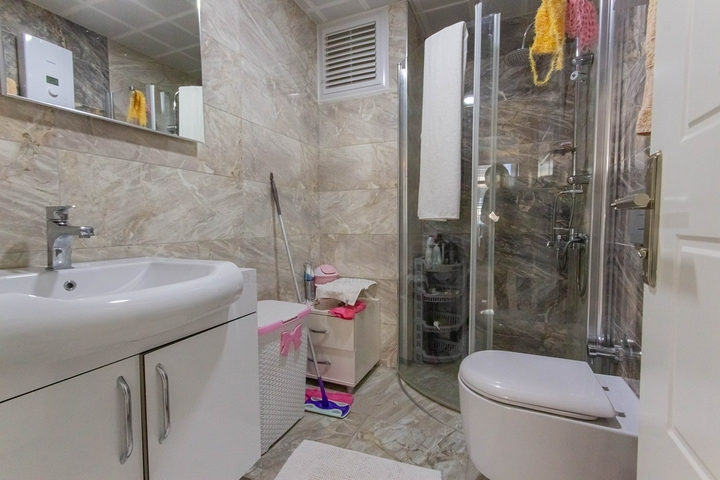 Квартира планировки 2+1 в районе Махмутлар