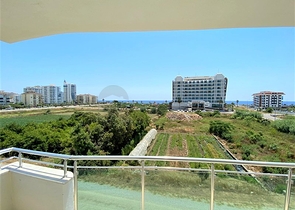 Квартира 2+1 с видом на море в районе Кестель