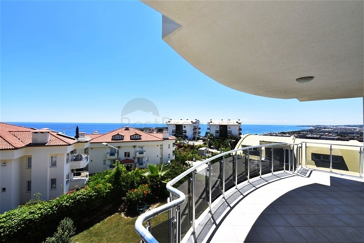 Апартаменты 2+1 с видом на море