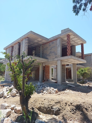 Привлекательные виллы в окружении пышной природы