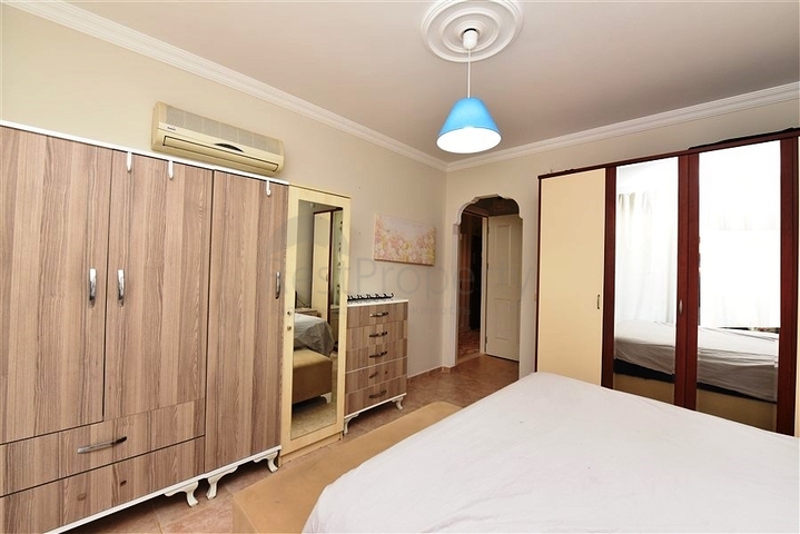 Трехкомнатная квартира с отдельной кухней