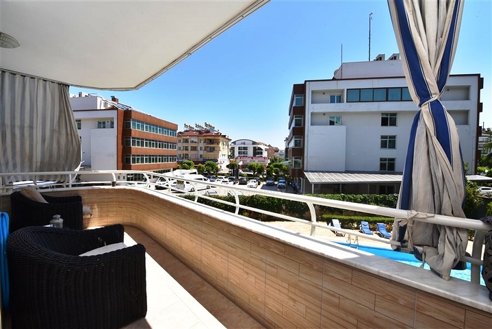 Трехкомнатная квартира с отдельной кухней