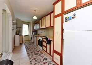 Трехкомнатная квартира с отдельной кухней