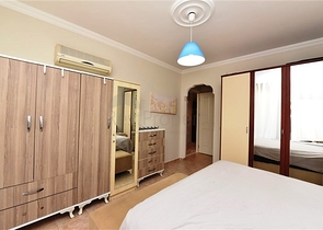 Трехкомнатная квартира с отдельной кухней