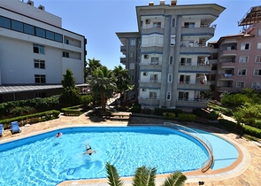 Трехкомнатная квартира с отдельной кухней