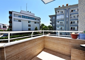 Трехкомнатная квартира с отдельной кухней