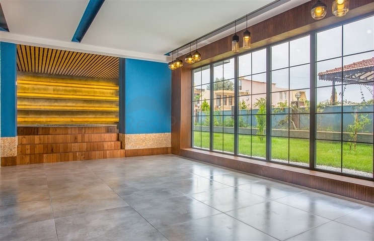 Большая квартира 1+1 в районе Махмутлар 