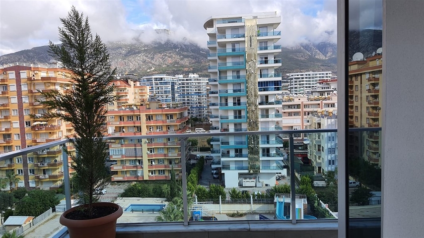 Меблированная квартира 2+1 в 50 м от моря 