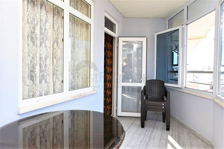 Квартира 1+1 в комплексе в районе Оба 