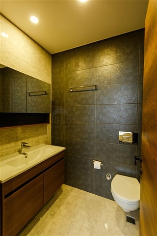 Трехкомнатная квартира в комплексе люкс класса 