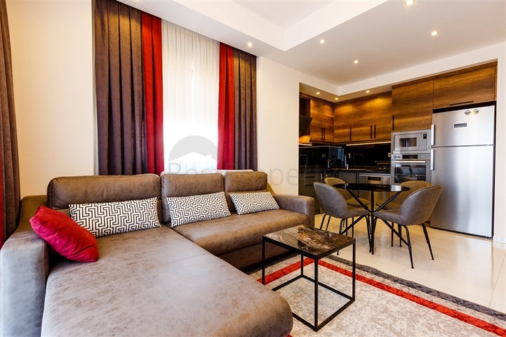 Трехкомнатная квартира в комплексе люкс класса 