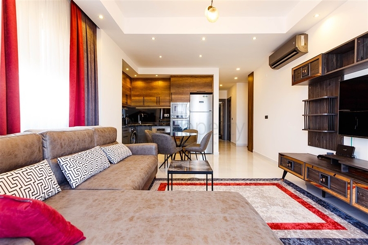 Трехкомнатная квартира в комплексе люкс класса 