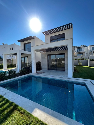 Уединенные виллы с видом на море