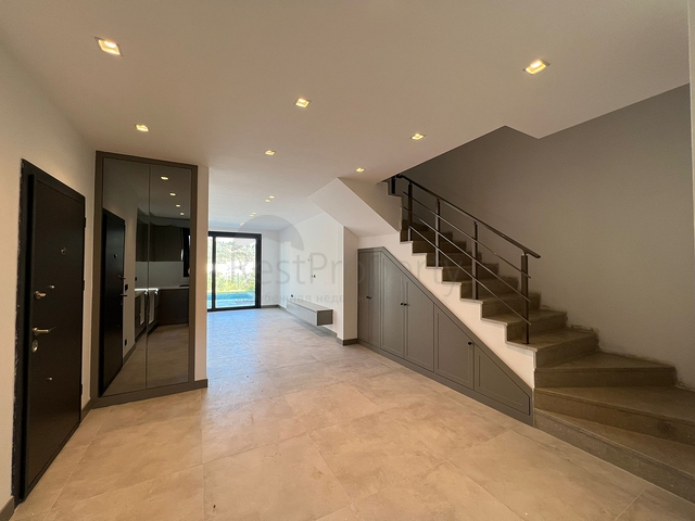 Уединенные виллы с видом на море