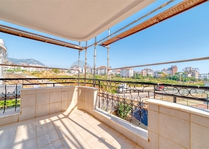 Квартира 2+1 с дизайнерским ремонтом в одном из самых зеленых комплексов Алании