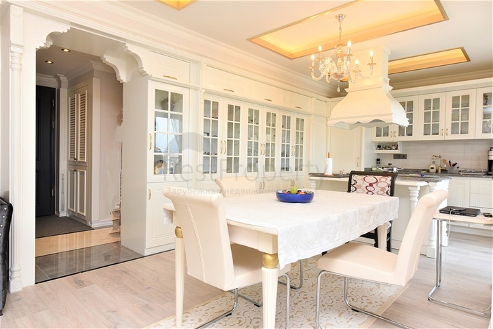 Апартаменты 4+1 в комплексе класса люкс 