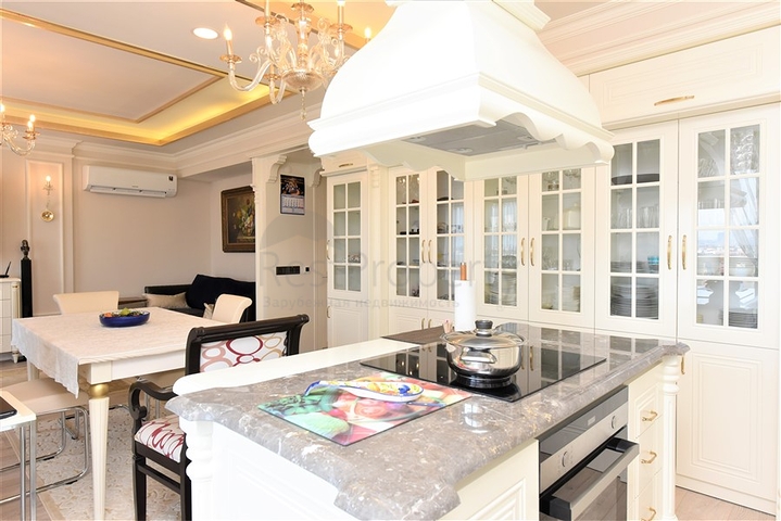 Апартаменты 4+1 в комплексе класса люкс 