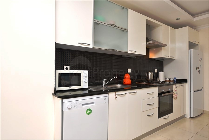 Двухкомнатная квартира в живописном районе Авсаллар