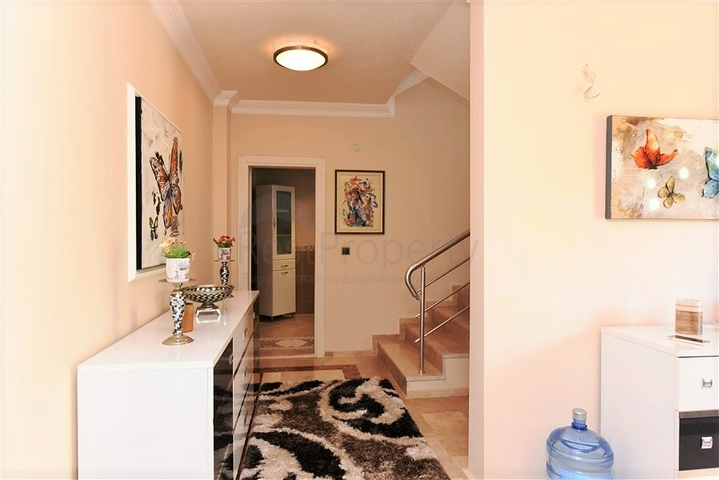 Вилла с видом на Средиземное море в районе Демирташ