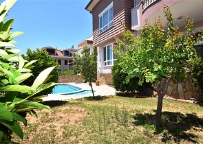 Вилла с видом на Средиземное море в районе Демирташ