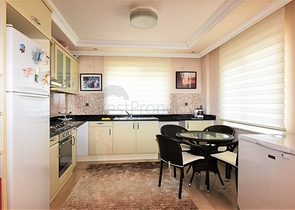 Вилла с видом на Средиземное море в районе Демирташ