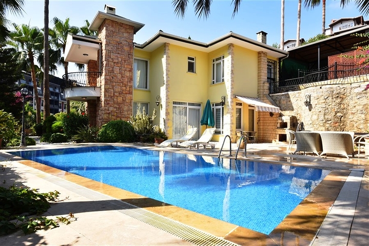 Вилла в районе Конаклы