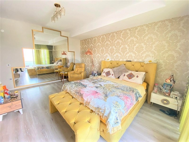 Продается пентхаус 4+1 в районе Махмутлар