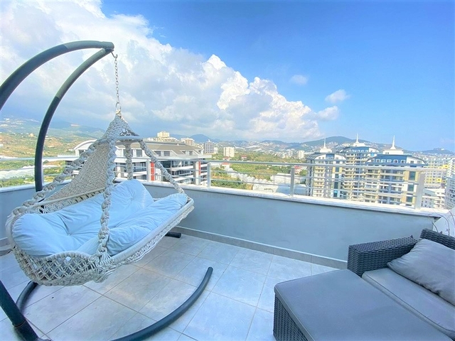 Продается пентхаус 4+1 в районе Махмутлар