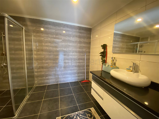 Продается пентхаус 4+1 в районе Махмутлар