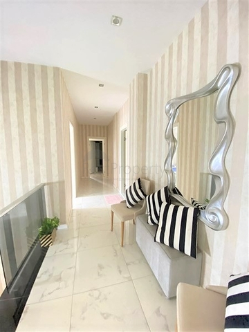 Продается пентхаус 4+1 в районе Махмутлар