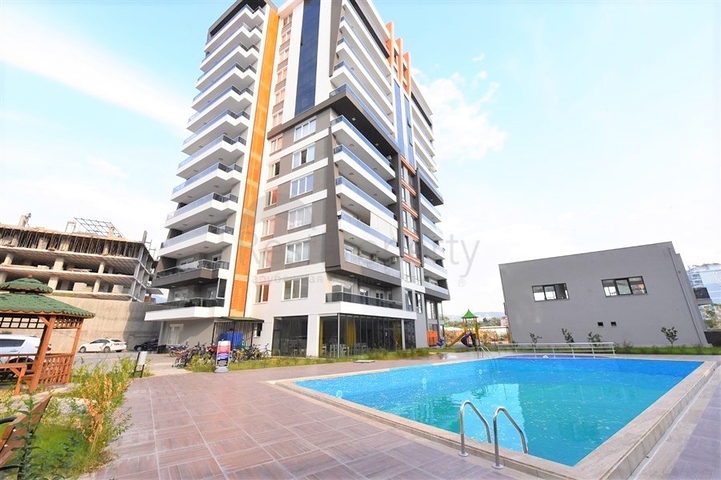 Продается пентхаус 4+1 в районе Махмутлар