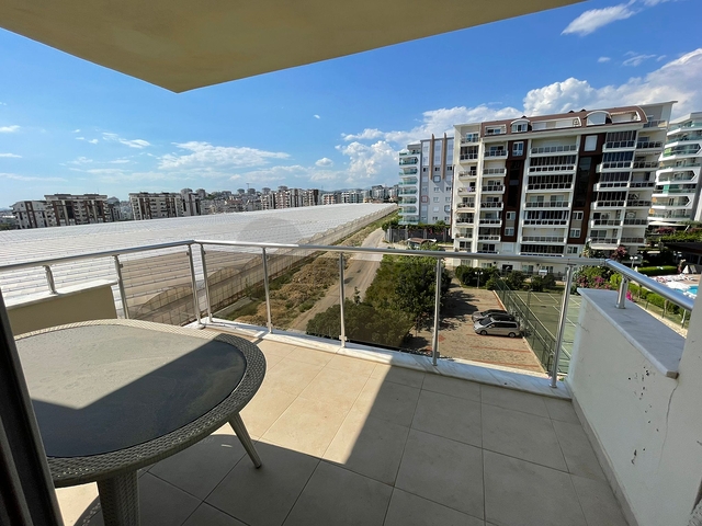 Трехкомнатная квартира в комплексе с развитой инфраструктурой в Авсалларе