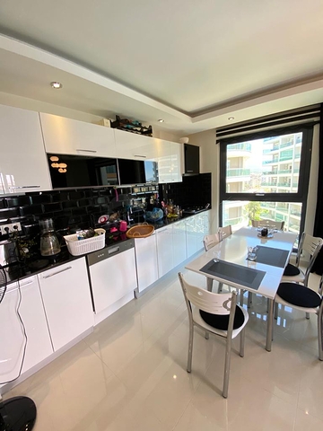 Уютная квартира типа 1+1 в элитном комплексе Авсаллара