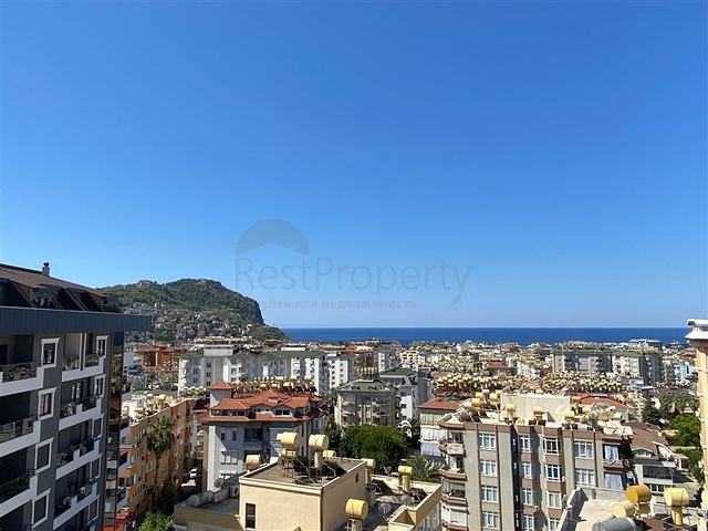 Стильная квартира с видом на море в районе Клеопатра