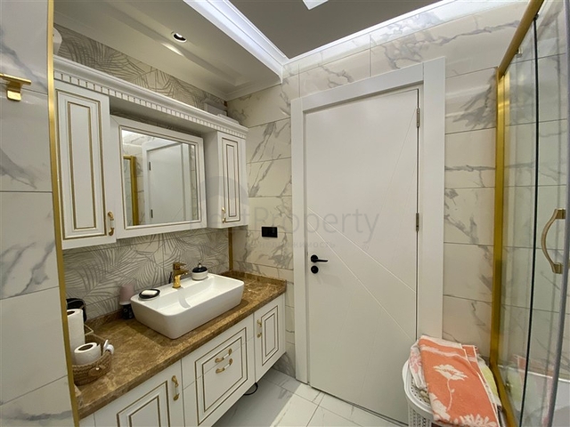 Стильная квартира с видом на море в районе Клеопатра