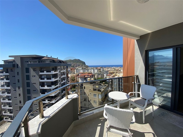 Стильная квартира с видом на море в районе Клеопатра