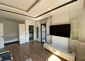 Стильная квартира с видом на море в районе Клеопатра