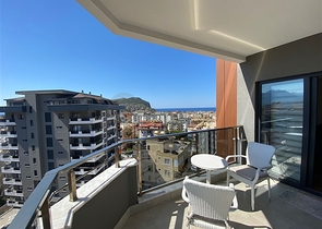 Стильная квартира с видом на море в районе Клеопатра